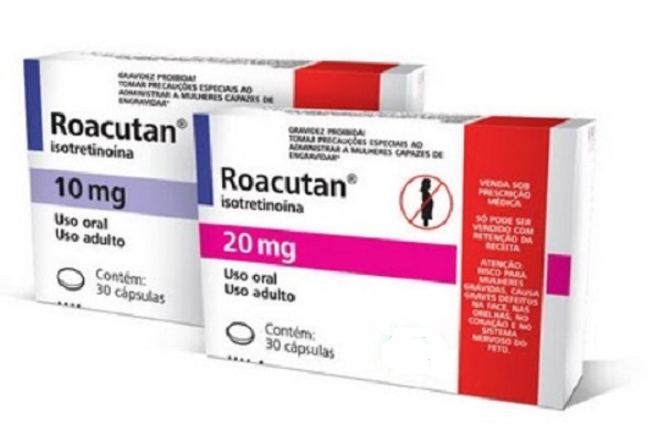 Duas caixas de diferentes dosagens da medicação Roacutan.